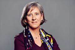 量用户和数据的科技巨头动做迅猛